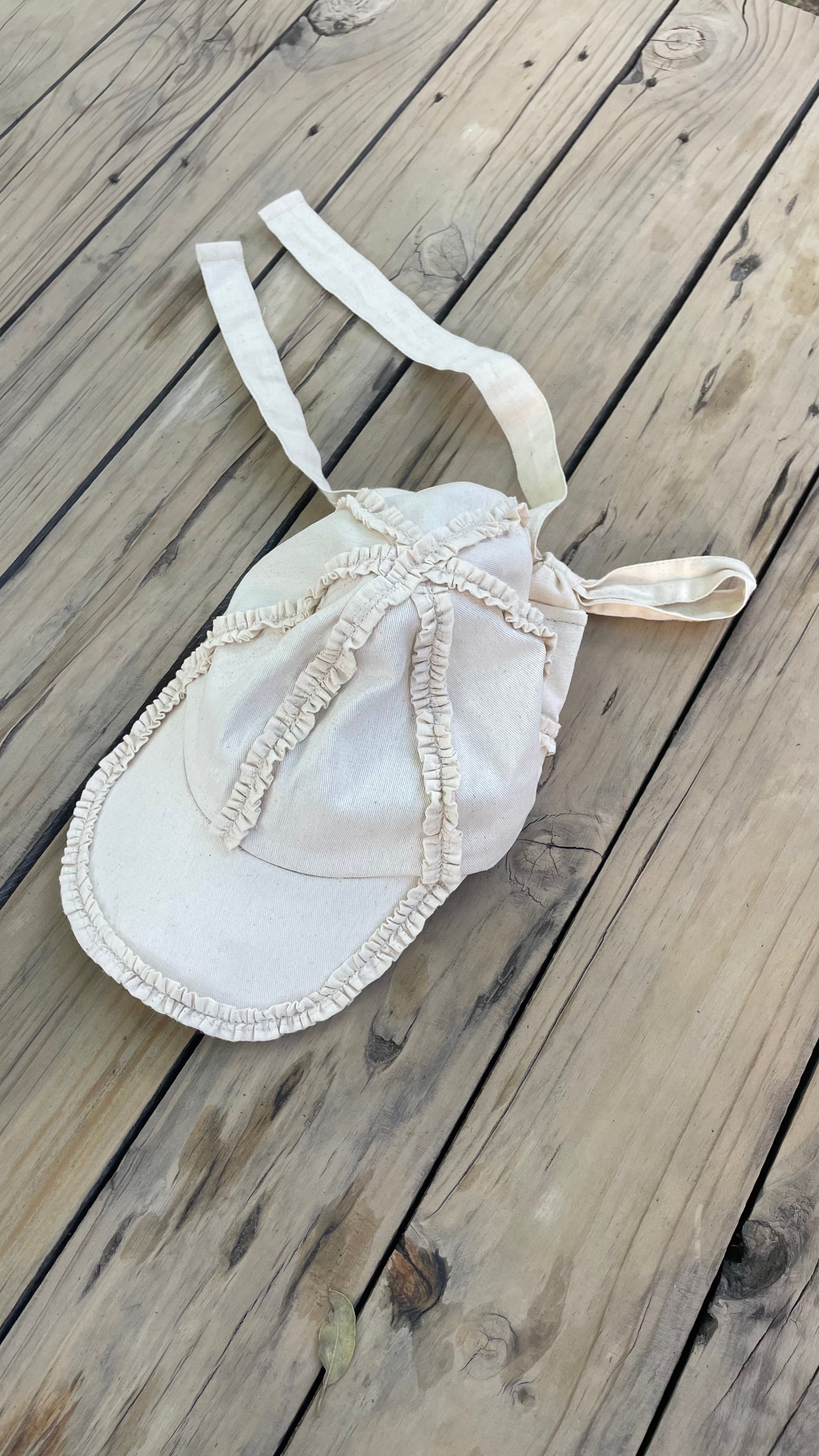 Ruffle Cap